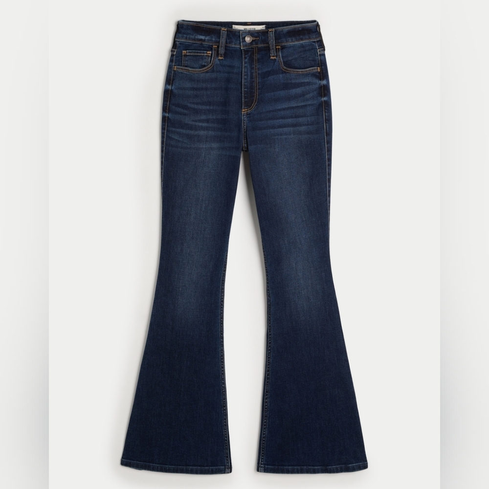 Hollister Curvy High-Rise Dark Wash Flare Jeans Size. 9 Short